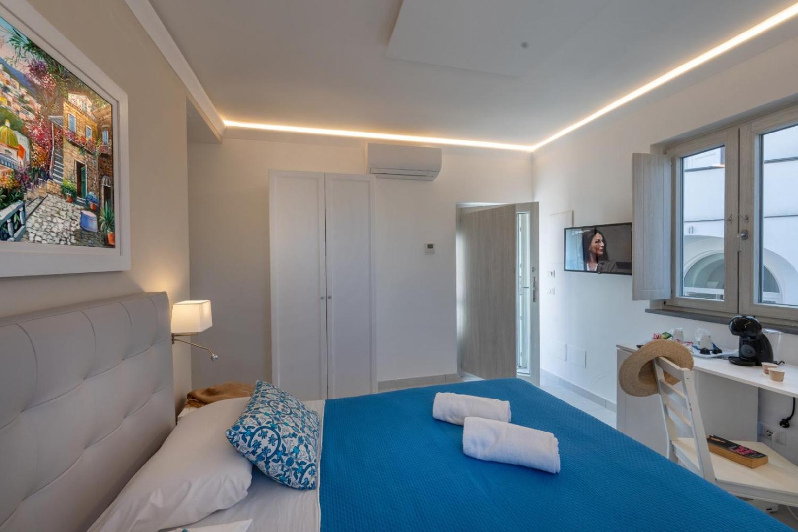 Emanuel White Guest house *