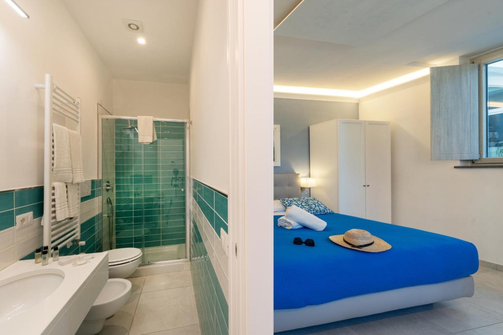 Emanuel White Guest house *